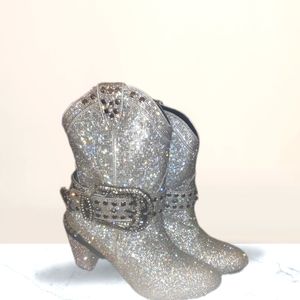 Dolls Kill Bling Cowgirl boots!